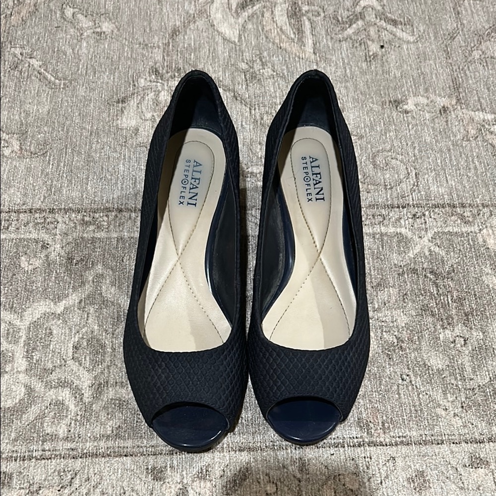 Alfani Step N Flex Women's Dark Navy Blue Peep Toe Heels